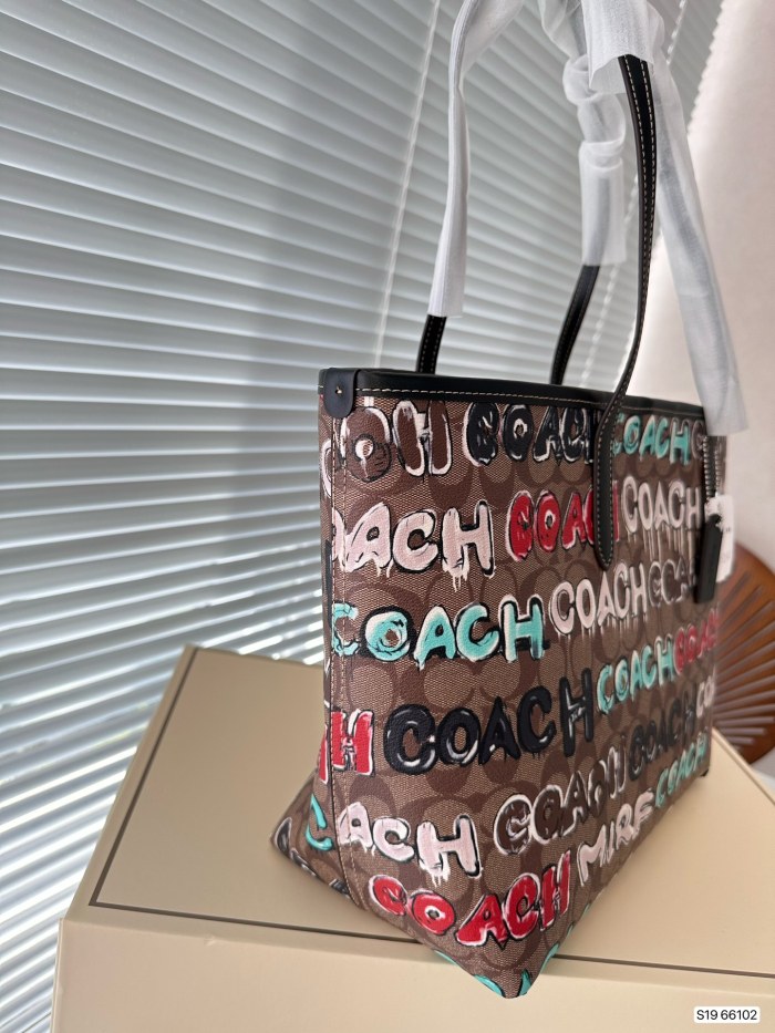 追跡付 Coachコーチ 激安偽物 ハンドバック