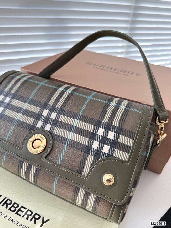 大人気 Burberry バーバリー スーパーコピー ショルダーバック