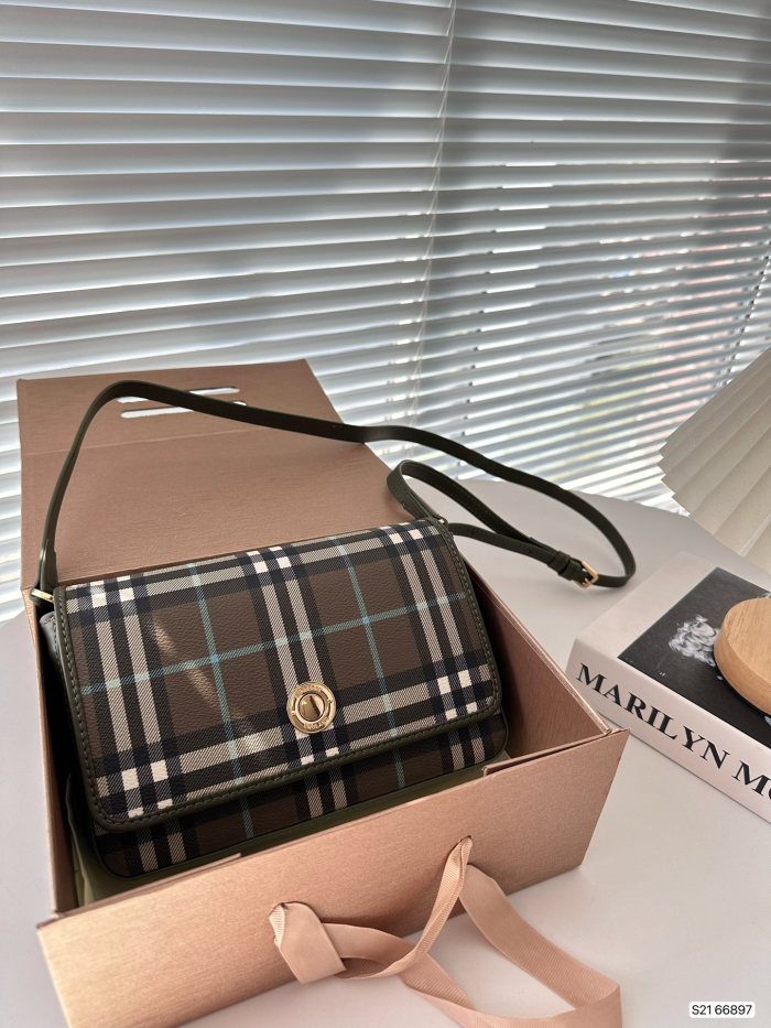 ★超人気 Burberry バーバリー コピー ショルダーバッグ