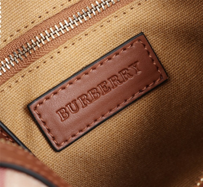 大人気 Burberry バーバリー n級品 レディース ショルダーバッグ