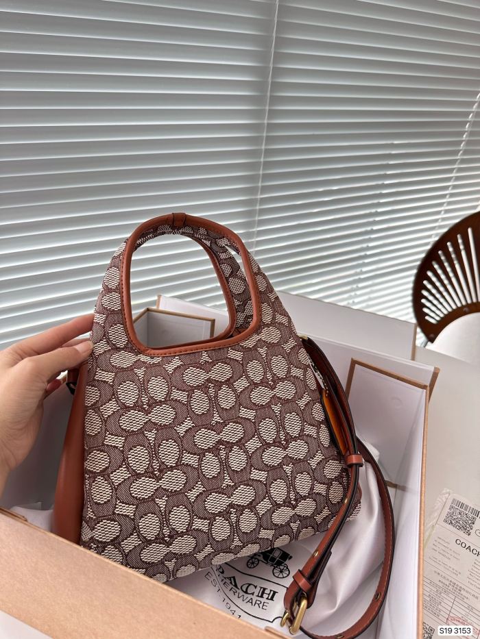 稀少 Coachコーチ 激安通販 ショルダーバッグ