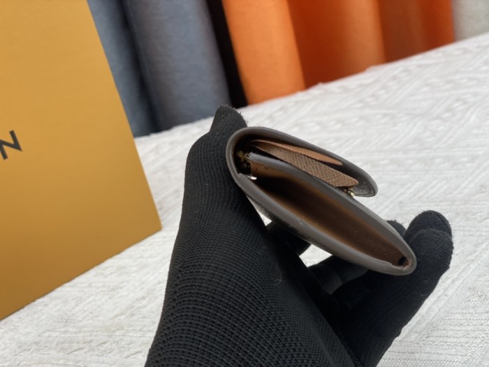 【話題商品！】Louis vuittonルイヴィトン 偽物通販 財布
