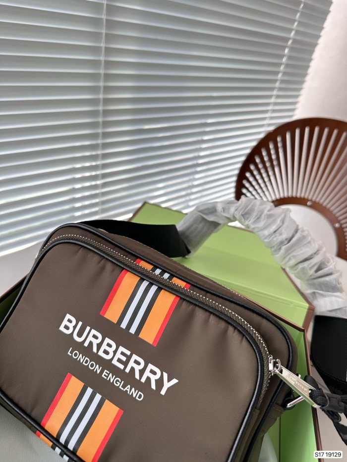 追跡付 Burberry バーバリー 偽物通販 レディース ショルダーバッグ