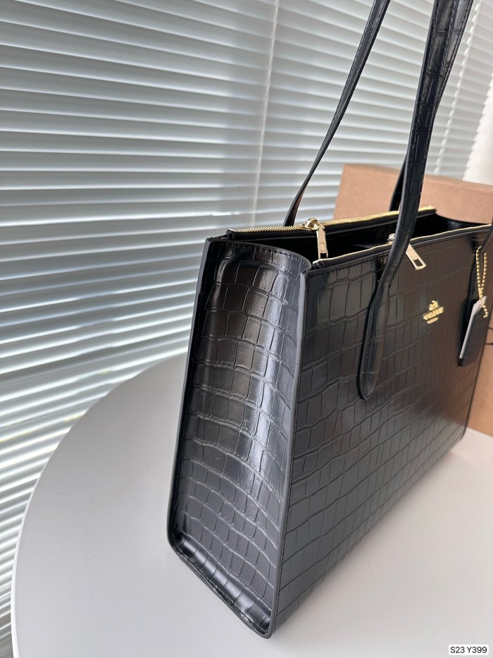 日本未入荷 Coachコーチ 激安偽物 ハンドバック