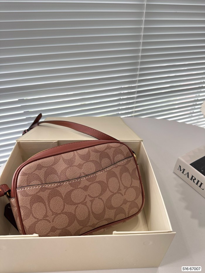 使い勝手良し Coachコーチ 激安通販 ショルダーバッグ