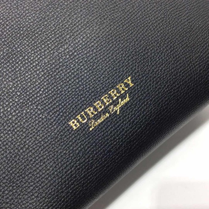 新作 Burberry バーバリー 偽物通販 レディース ショルダーバッグ