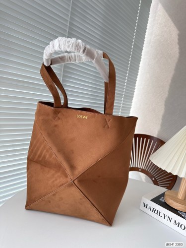 ★超人気 Loeweロエベ 偽物通販 レディースショルダーバッグ
