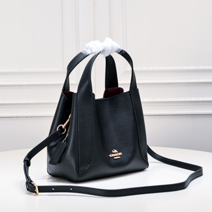 【限定】Coachコーチ 偽物通販 ショルダーバッグ