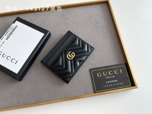 一目惚れ♪ Gucciグッチ スーパーコピー 財布