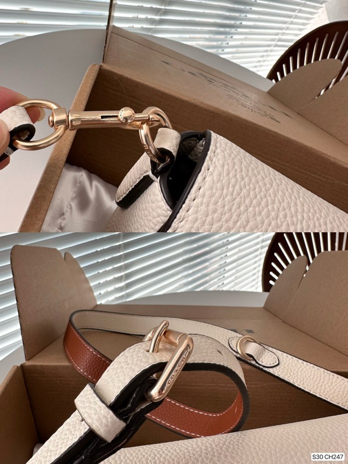 【話題商品！】Coachコーチ スーパーコピー ショルダーバッグ