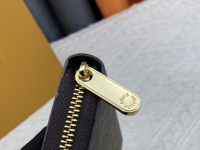超奇跡の入荷☆ Louis vuittonルイヴィトン n級品 財布