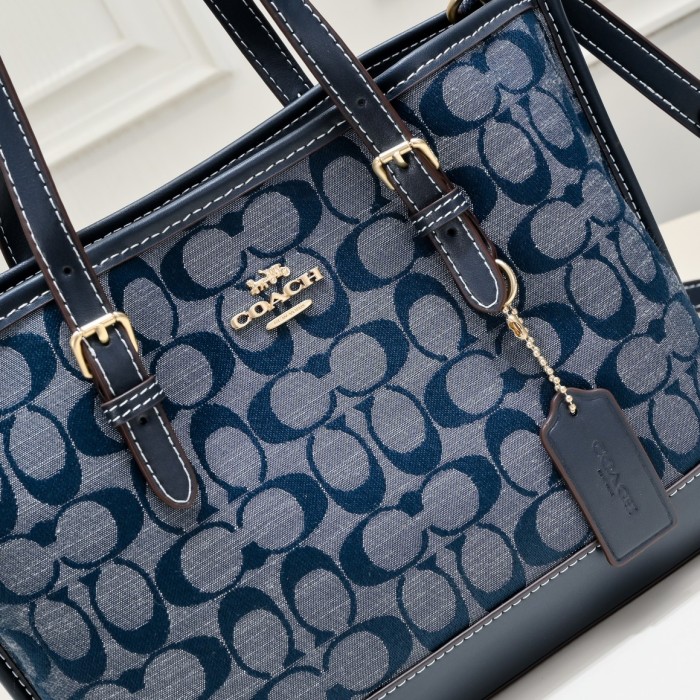 使い勝手良し Coachコーチ コピーおすすめ ショルダーバッグ