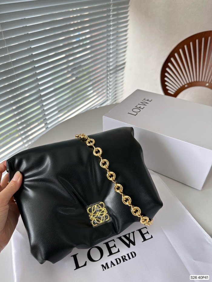 超話題! Loeweロエベ 激安偽物 レディースショルダーバッグ