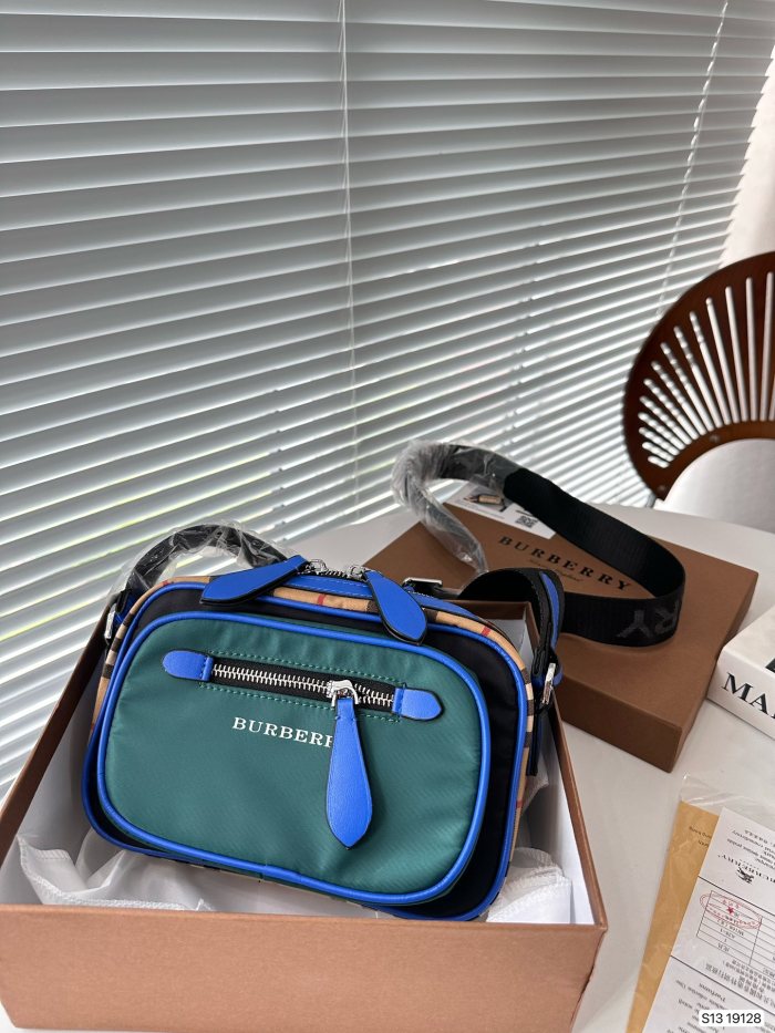 ★超人気 Burberry バーバリー 激安通販 ショルダーバッグ