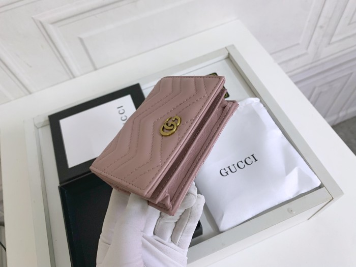 【話題商品！】Gucciグッチ n級品 財布