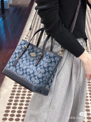 使い勝手良し Coachコーチ コピーおすすめ ショルダーバッグ