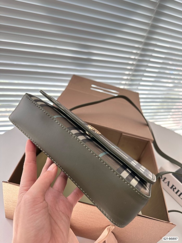 ★超人気 Burberry バーバリー コピー ショルダーバッグ