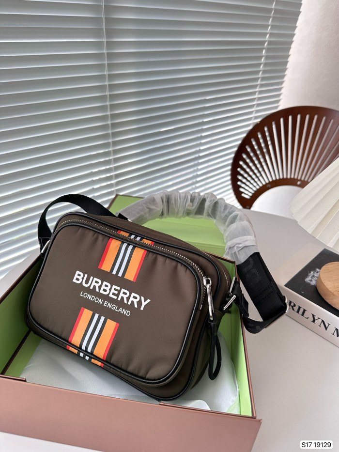 追跡付 Burberry バーバリー 偽物通販 レディース ショルダーバッグ