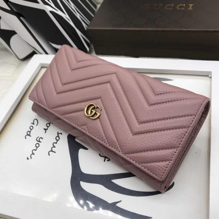 日本未入荷 Gucciグッチ n級品 財布