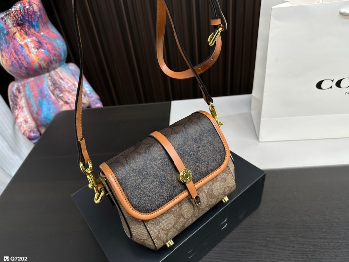 追跡付 Coachコーチ コピー ショルダーバッグ