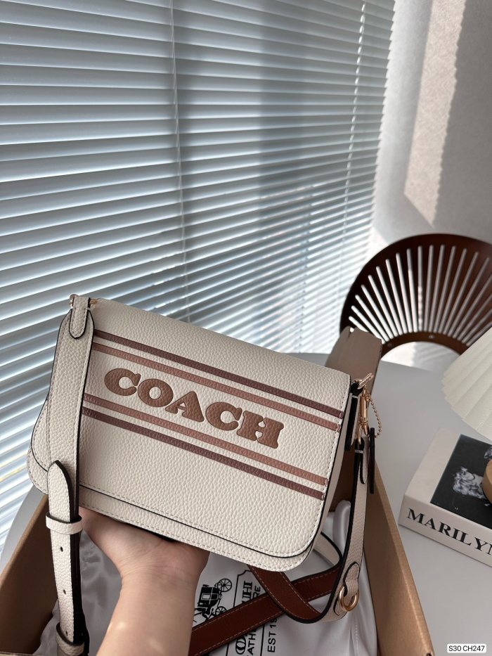 【話題商品！】Coachコーチ スーパーコピー ショルダーバッグ