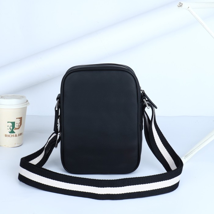 日本未入荷 Ballyバリー スーパーコピー メンズショルダーバッグ