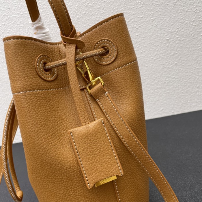 日本未入荷 Burberry バーバリー 激安偽物 ショルダーバッグ