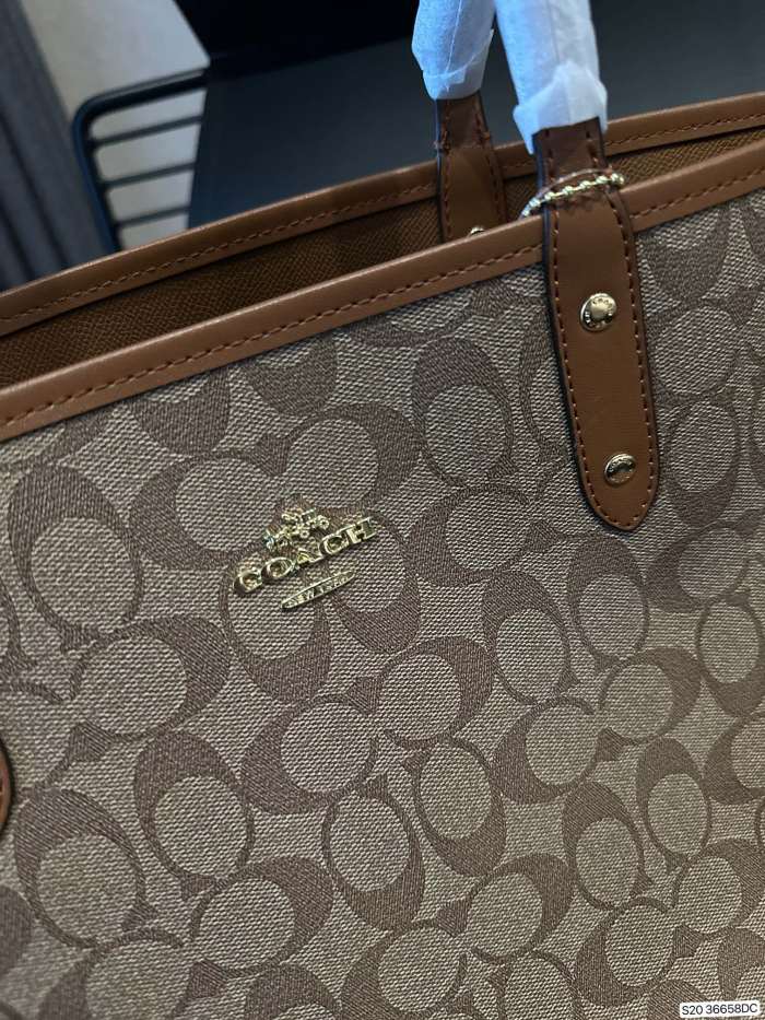 入手困難 Coachコーチ スーパー コピー ハンドバック