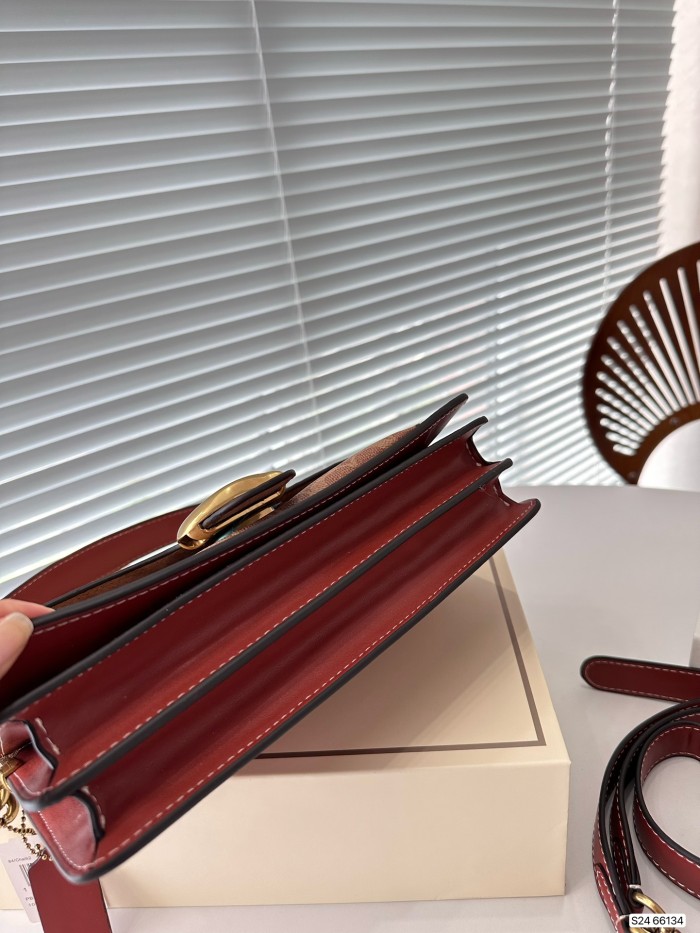 【話題商品！】Coachコーチ n級品 ショルダーバッグ