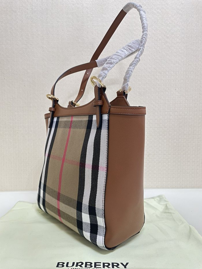 追跡付 Burberry バーバリー 激安通販 レディース ショルダーバッグ