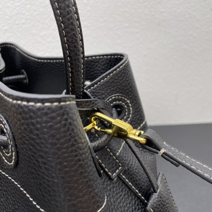 【話題商品！】Burberry バーバリー コピーおすすめ ショルダーバッグ