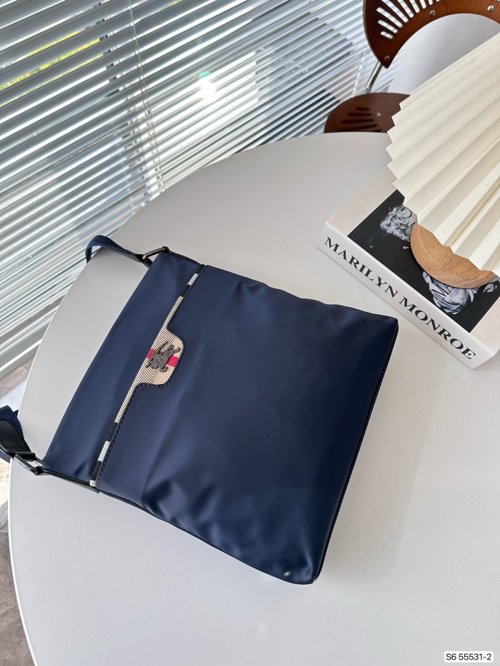 新作 Burberry バーバリー 激安通販 ショルダーバッグ