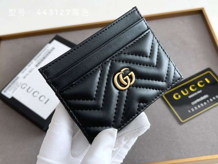 一目惚れ♪ Gucciグッチ スーパーコピー 財布
