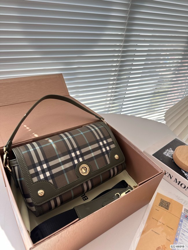 大人気 Burberry バーバリー スーパーコピー ショルダーバック