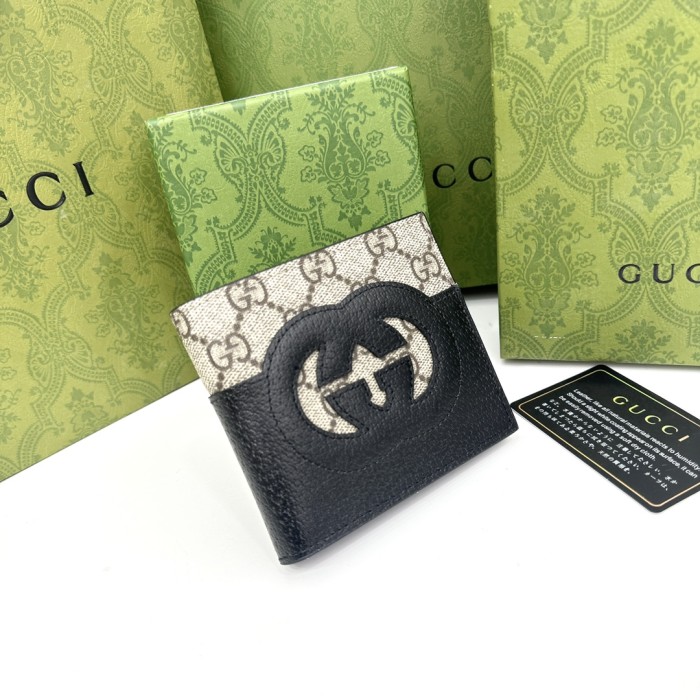 追跡付 Gucciグッチ コピーおすすめ 財布