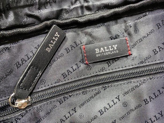超奇跡の入荷☆ Ballyバリー 偽物通販 メンズハンドバック