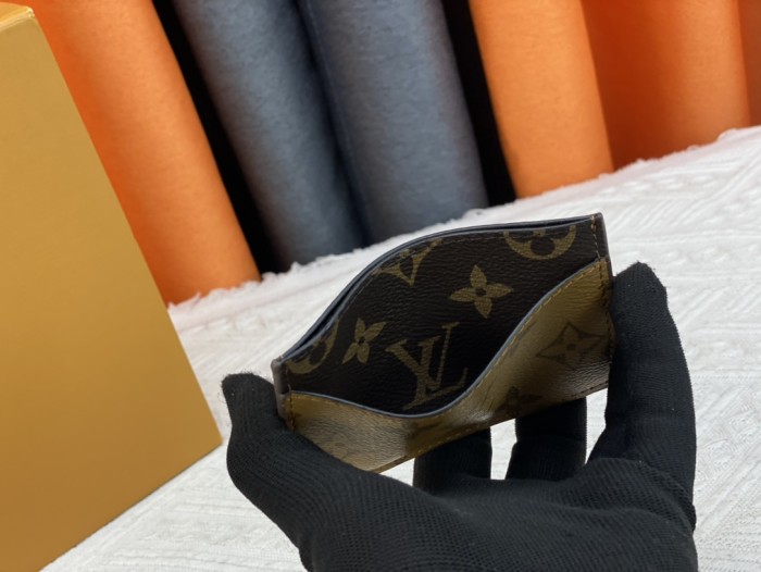 大人気 Louis vuittonルイヴィトン コピーおすすめ 財布