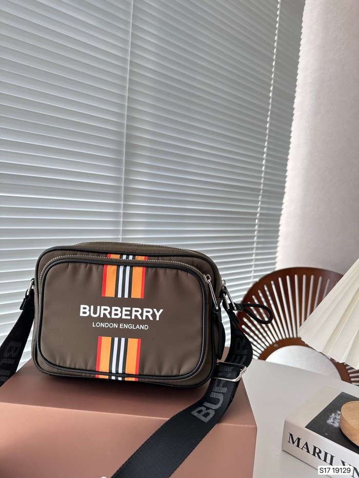 追跡付 Burberry バーバリー 偽物通販 レディース ショルダーバッグ