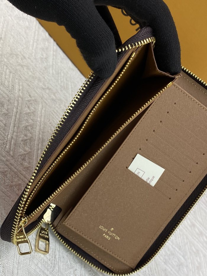 ★超人気 Louis vuittonルイヴィトン コピーおすすめ 財布