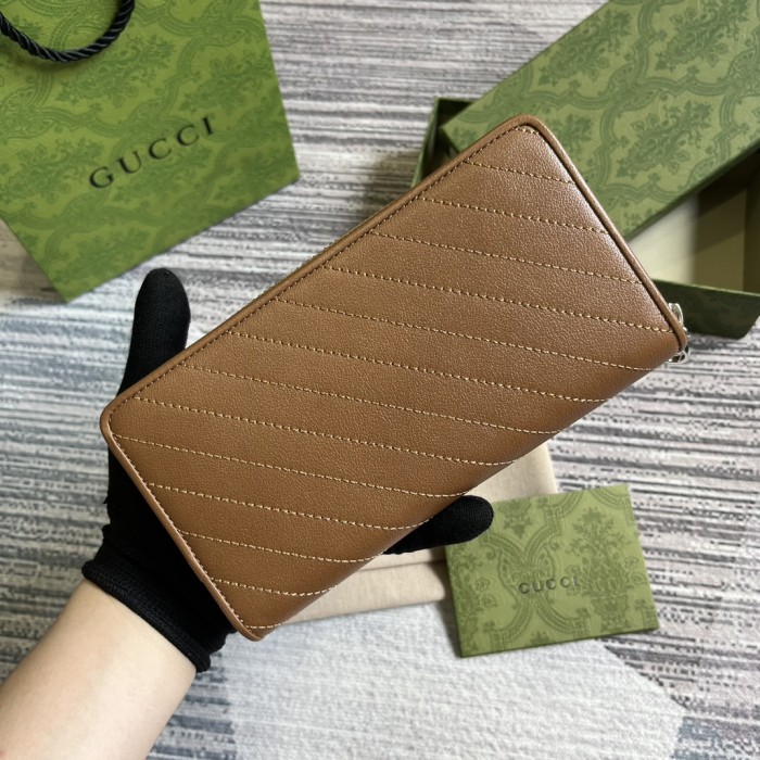 一目惚れ♪ Gucciグッチ n級品 財布