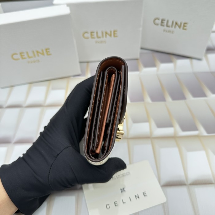 追跡付 Celineセリーヌ 偽物通販 短財布