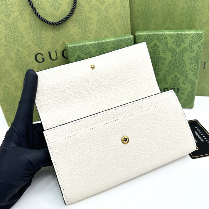 日本未入荷 Gucciグッチ 激安偽物 財布