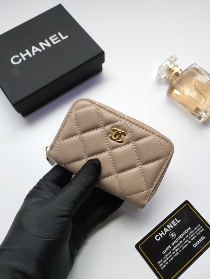 日本未入荷 Chanel シャネル 激安通販 短財布