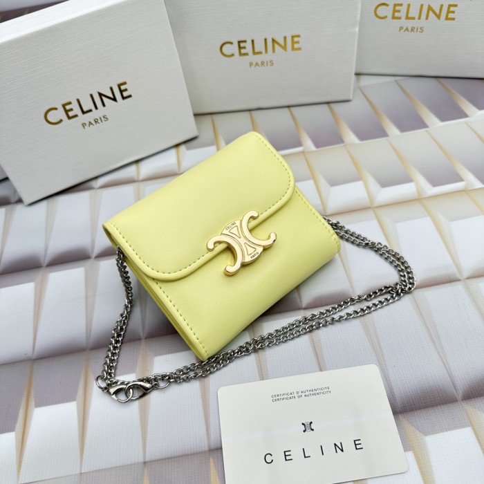 使い勝手良し Celineセリーヌ スーパーコピー 短財布