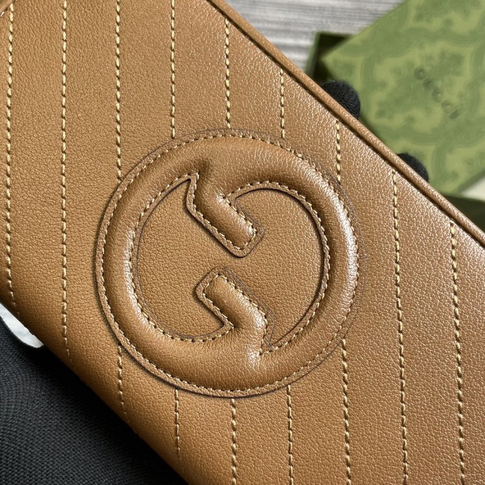 一目惚れ♪ Gucciグッチ n級品 財布