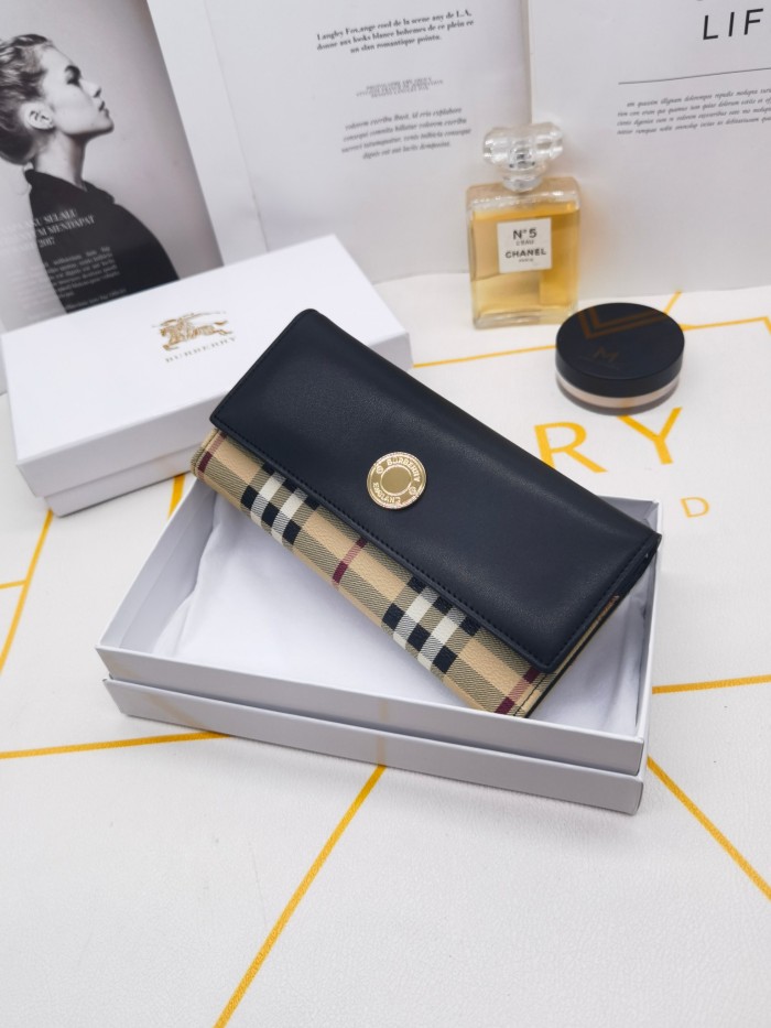 超奇跡の入荷☆ Burberryバーバリーィコピー 長財布