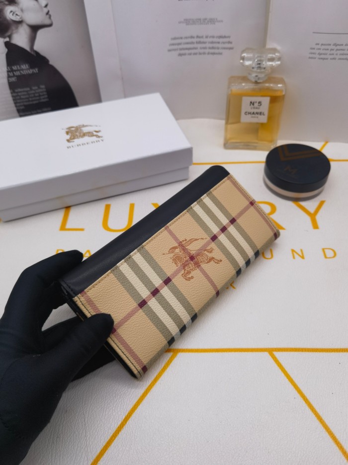 超奇跡の入荷☆ Burberryバーバリーィコピー 長財布