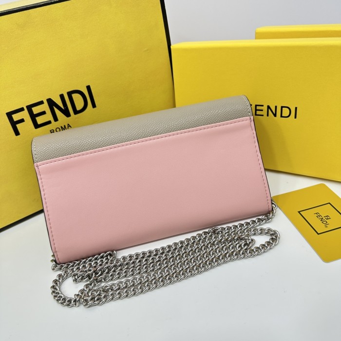 日本未入荷 Fendiフェンディ激安偽物 長財布