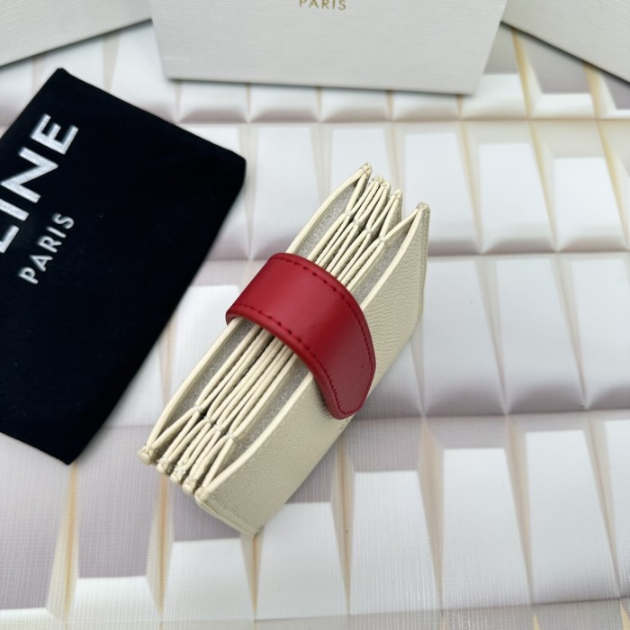新作 Celineセリーヌ コピー 短財布