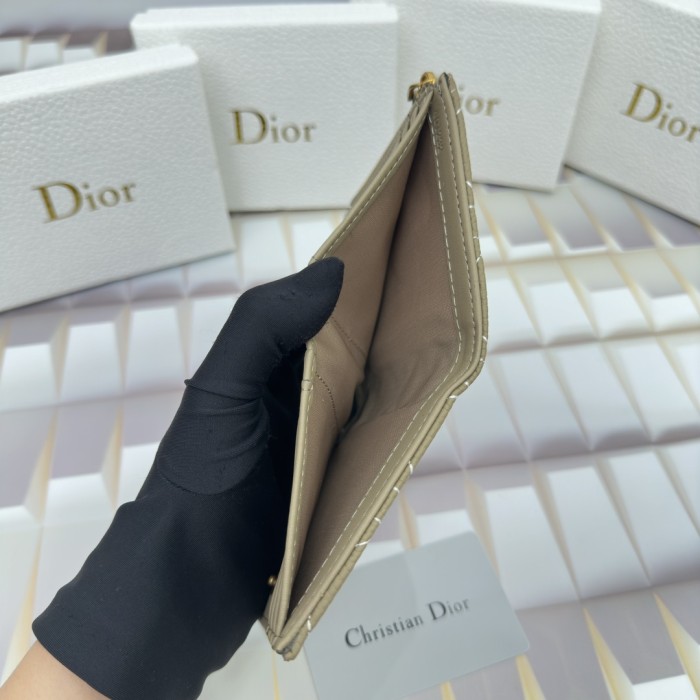 一目惚れ♪ Diorディオール 激安通販 短財布